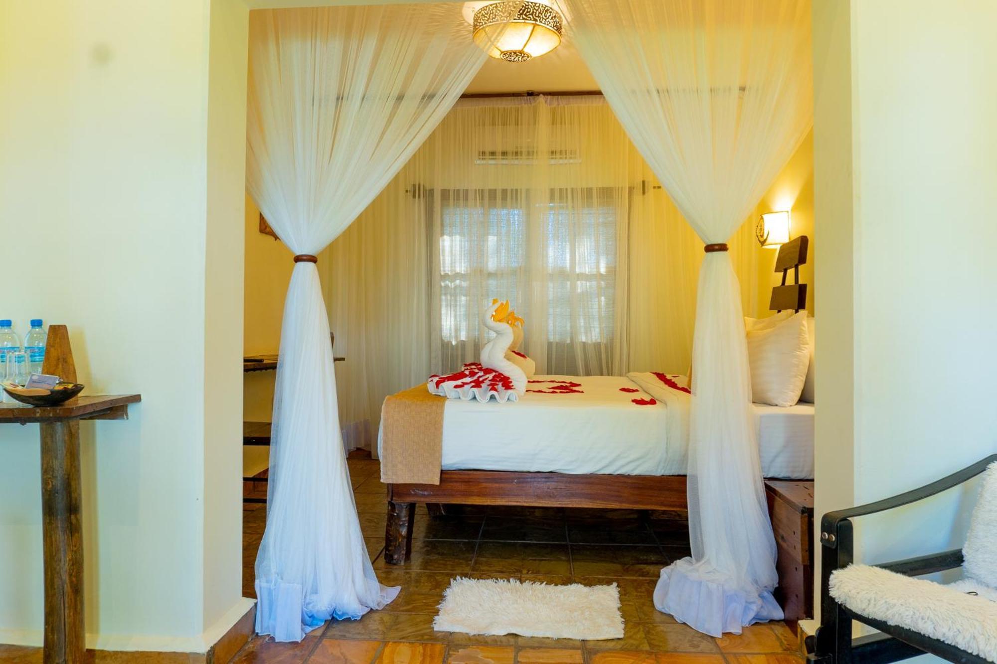 Weru Weru River Lodge Moshi Exterior foto