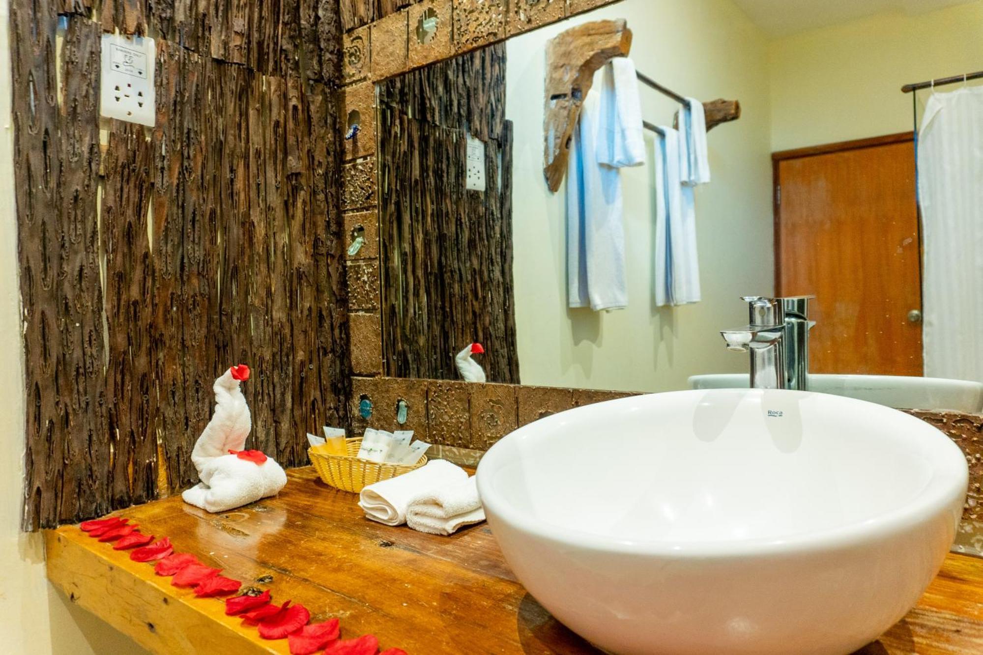 Weru Weru River Lodge Moshi Exterior foto